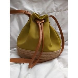 Universal threads good co. purse , medium green with brown trim and strap